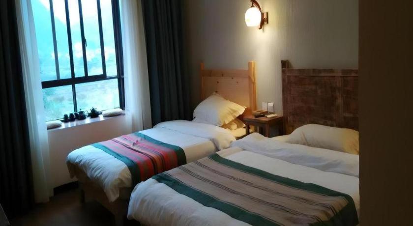 Guilin Lotus Hotel Экстерьер фото